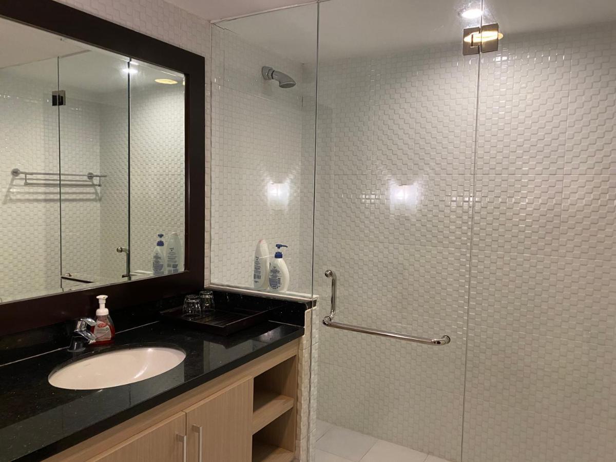 Stylish 2 Bedroom Penthouse Apt, Newly Refreshed, 50 Mbps, Pool, Gym, Resto Kuta Lombok Zewnętrze zdjęcie