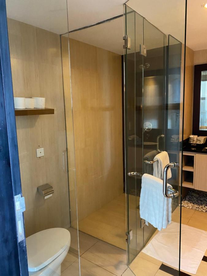 Stylish 2 Bedroom Penthouse Apt, Newly Refreshed, 50 Mbps, Pool, Gym, Resto Kuta Lombok Zewnętrze zdjęcie